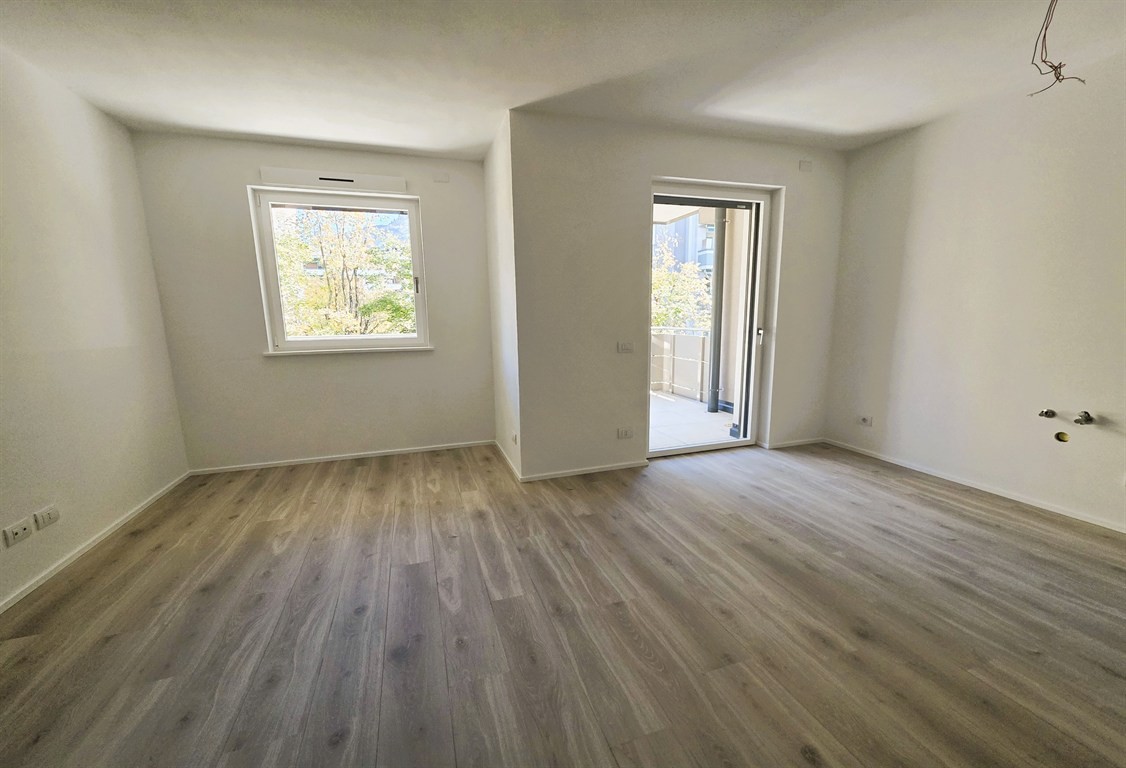 Trento appartamento con terrazzo